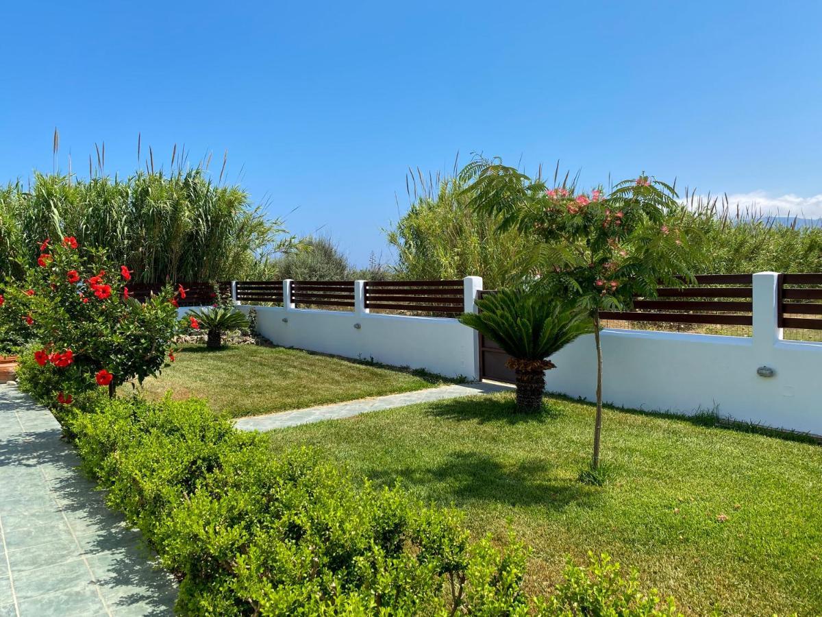 Luxury 3Br Sunrise Villa , Seaside Gyrismata Szkírosz Kültér fotó