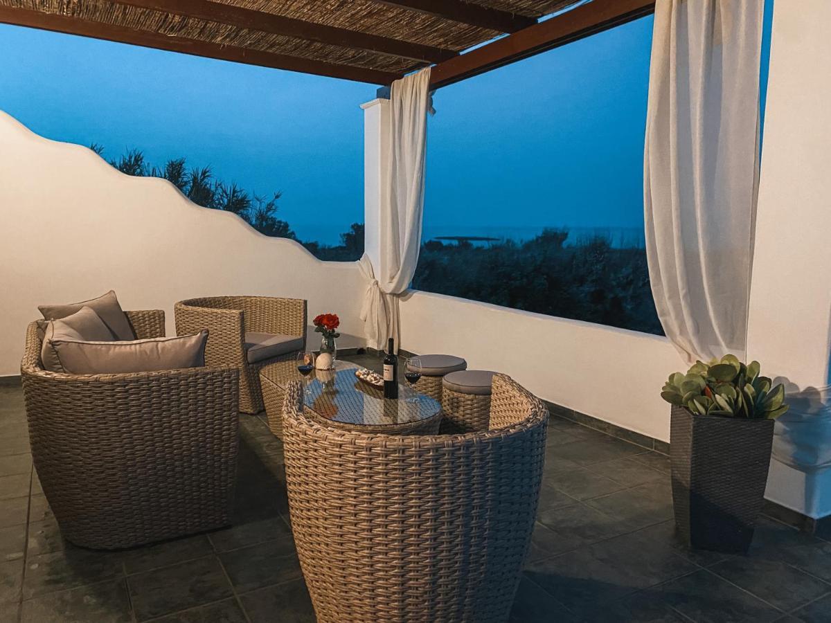Luxury 3Br Sunrise Villa , Seaside Gyrismata Szkírosz Kültér fotó